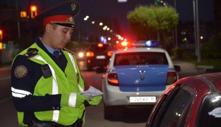 Полицейских Казахстана переоденут в новую форму