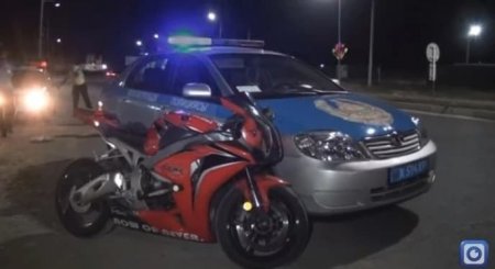 "Резко начали давить": мотоциклист обвинил полицейских в намеренном наезде