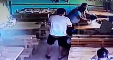 Двое полицейских избили бизнесмена в Атырау (видео)