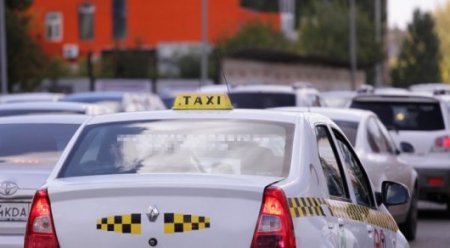 Сколько казахстанцев пользуются автобусами и такси