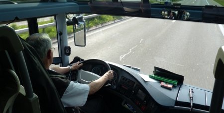 "Черный список" водителей общественного транспорта появится в Алматы