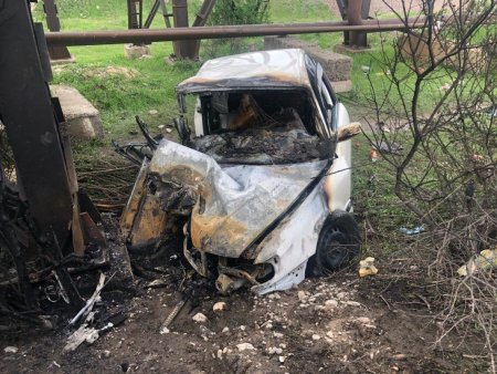 Машина загорелась от удара: пассажир погиб в ДТП на трассе Шымкент-Ленгер