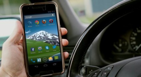 Новые требования к таксистам в мобильных приложениях объяснил министр