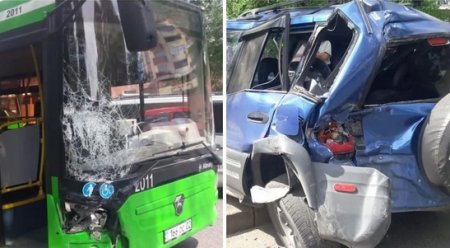 Пассажирский автобус протаранил четыре автомобиля в Алматы
