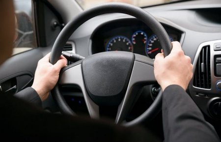 Тонкости управления автомобилем: Почему не надо выкручивать руль до упора