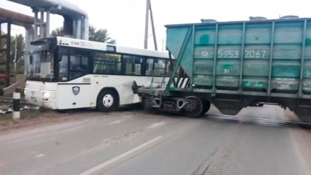 Ужесточить ответственность за нарушения правил пересечения ж/д путей могут в Казахстане