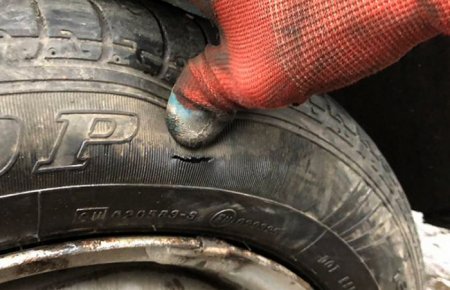 Как починить в дороге бескамерную шину без специального ремонтного набора