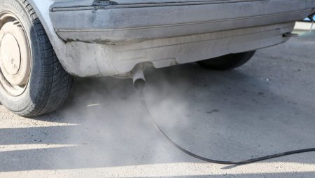До 100 МРП хотят поднять штраф за грязный выхлоп авто в Казахстане