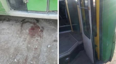Пятиклассник погиб под колесами автобуса из-за застрявшей в дверях куртки