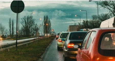 МВД Казахстана обратилось к водителям и пешеходам