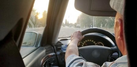 Казахстанец ввез в страну 78 автомобилей из Армении
