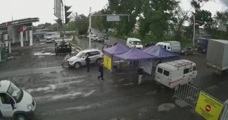 На блок посту сбили полицейского в Алматы