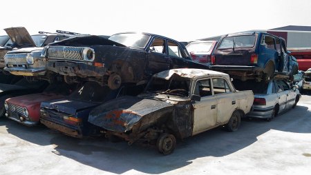 Принимать автомобили на утилизацию снова начали в Казахстане