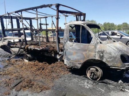 "ГАЗель" взорвалась на дороге в Нур-Султане