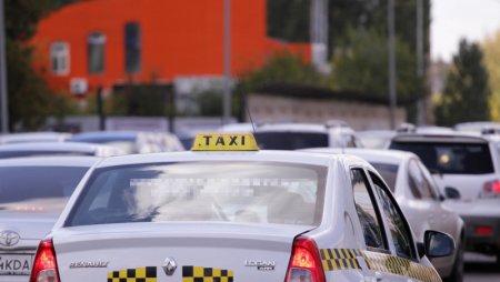 Такси будут проверять на постах транспортного контроля в Казахстане