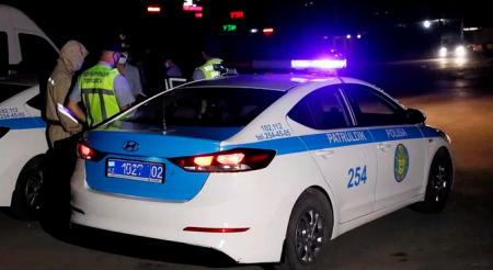 Полицейские применили перцовый баллончик против пьяного водителя в Нур-Султане