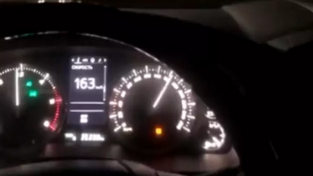 Алматинец разогнался до 165 километров в час и выложил видео в соцсеть