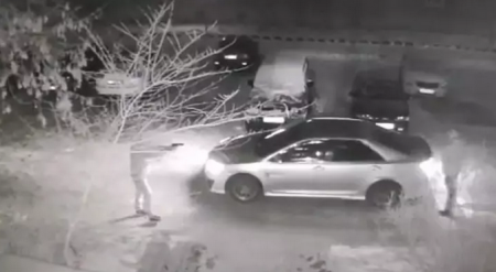 Мужчина с игрушечным пистолетом запугивал водителя в Павлодаре