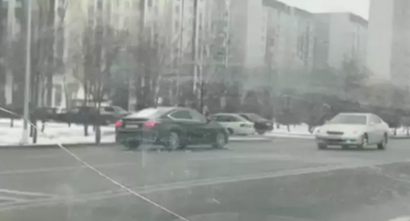 Ехал по "встречке": нарушителя сняли на видео в Алматы