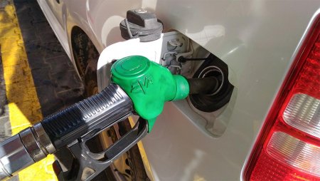 Как изменились цены на бензин в марте 2021 года