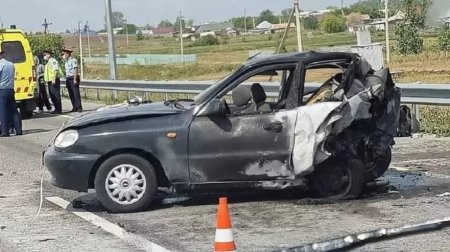 "Тела выкинуло из авто": три девушки погибли в страшном ДТП на трассе в Акмолинской области