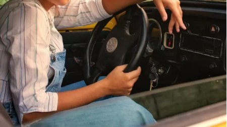 Отвлекалась на телефон: 8 лет колонии получила автоледи за смертельное ДТП в ВКО