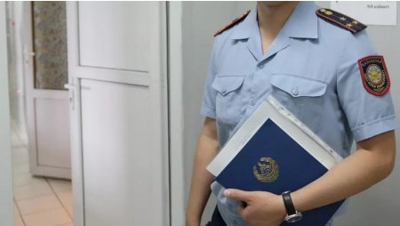 Стало известно о состоянии полицейского, сбитого пьяным водителем в Алматы