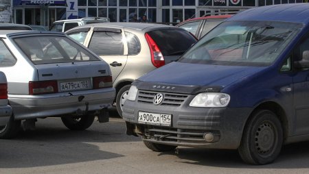 Туркестанская область – лидер по количеству автомобилей с незаконным российским учётом
