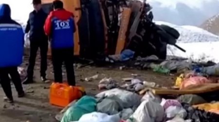 Последствия смертельного ДТП возле мусорного полигона под Алматы сняли на видео