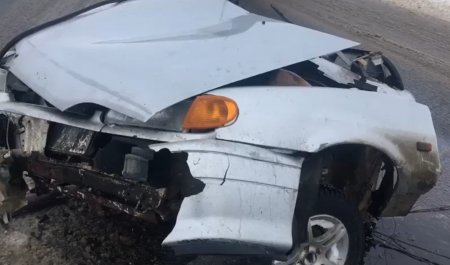 На трассе Самара-Шымкент автомобиль разорвало на части в результате ДТП