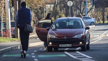 Авто нелегальных таксистов – на штрафстоянку. Какие ещё штрафы введут в Казахстане?