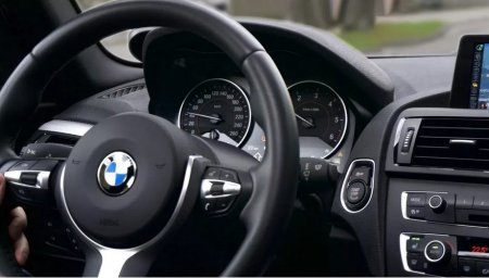 Мужчина взял на время BMW у знакомого и продал его за 12 млн тенге в Туркестанской области