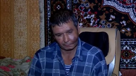 Полицейского уволили после избиения пенсионера в Шымкенте