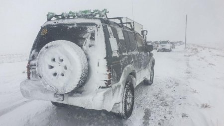 Какие дороги в Казахстане закрыты из-за снегопада и гололедицы